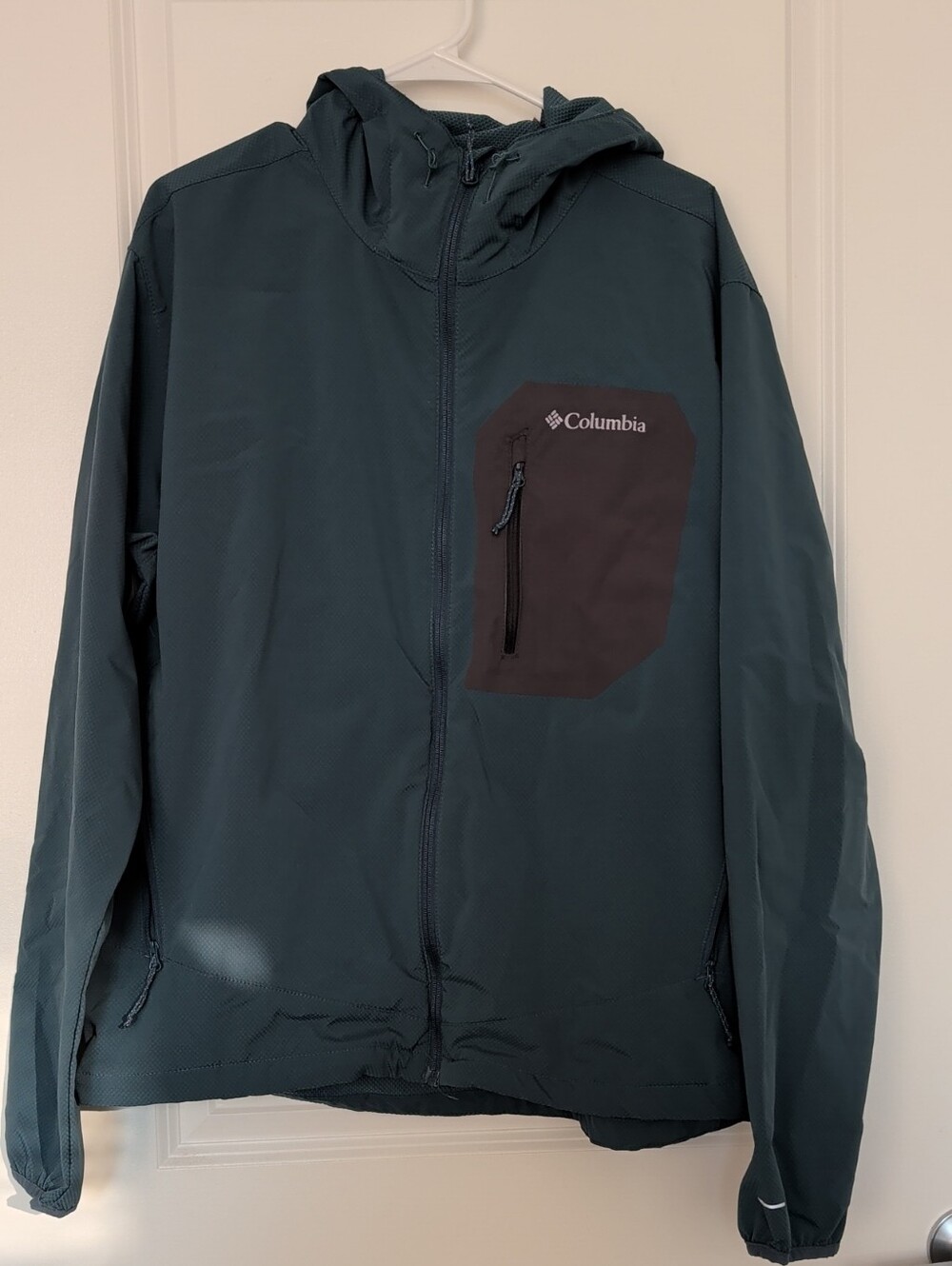 Columbia Men's Hooded Raincoat in Teal